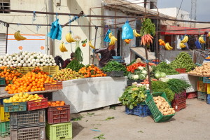 DSC00707 Tunisie - Bouhajla (Etal de Fruits au Marché)