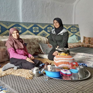 DSC0E0930 Tunisie - Matmata (Samira et Rachida)